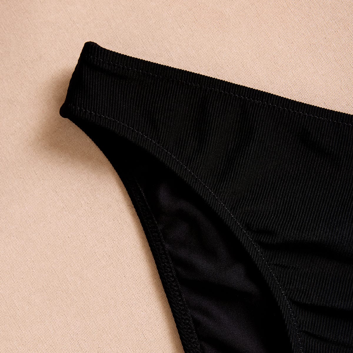 Classic Bikini Black - Image 7