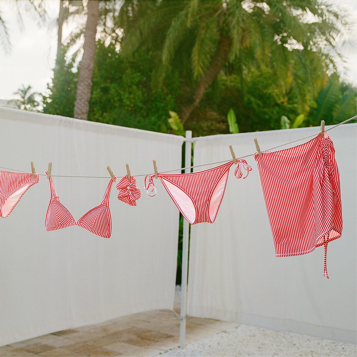 Hair Scrunchie Cabana (Riviera/White) - Image 3